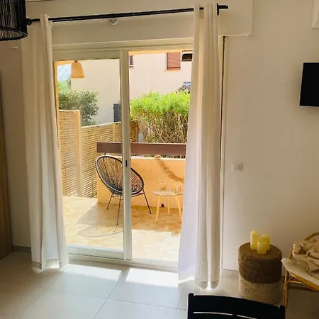 Les Tamaris Apartment Saint-Cyr-sur-Mer Exterior photo