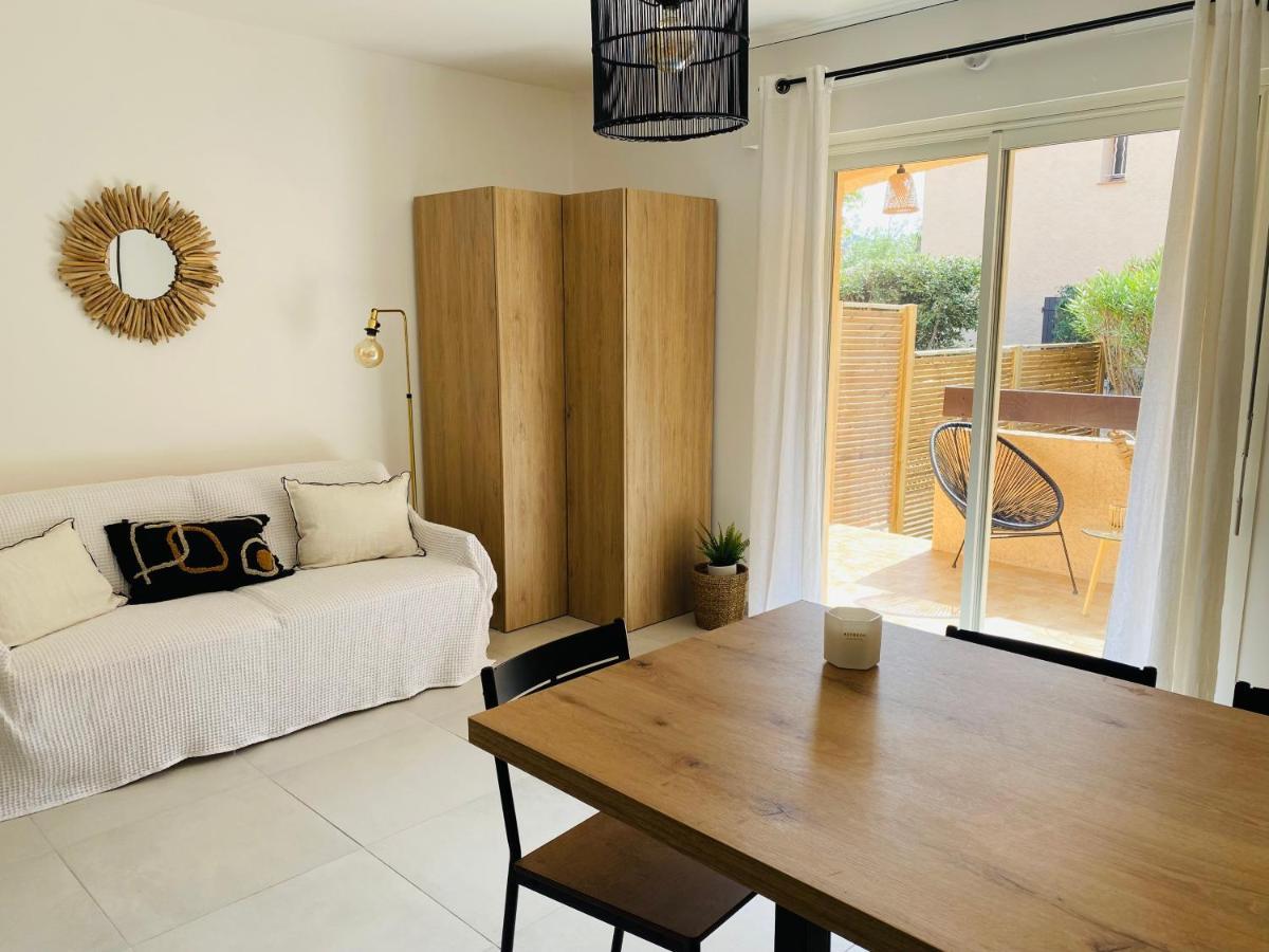Les Tamaris Apartment *